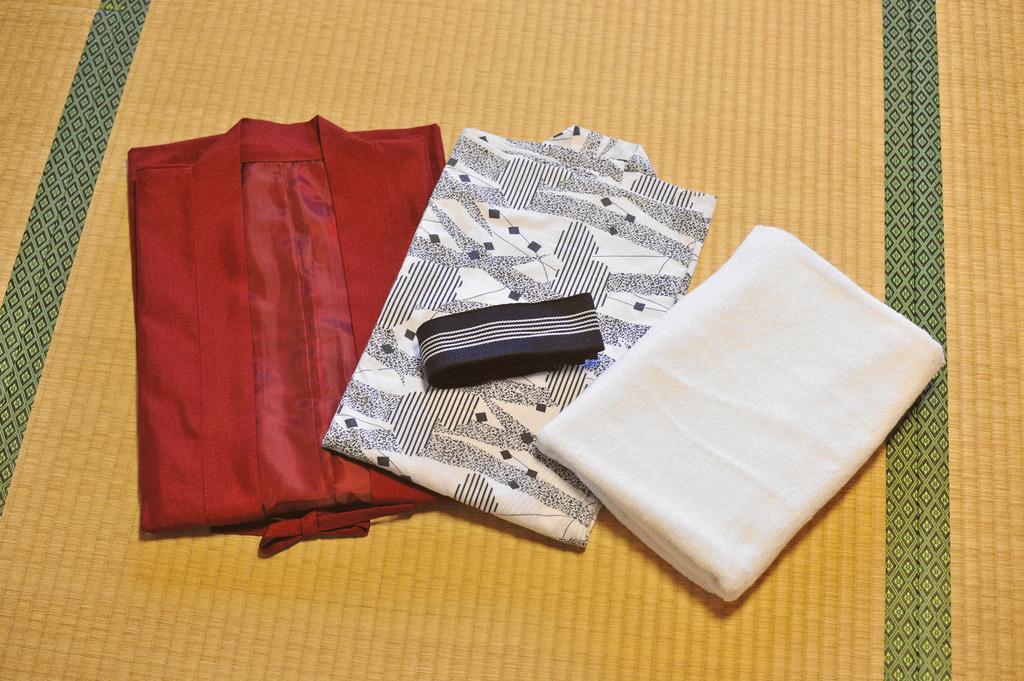 אטאמי Onsen Hostel Hinoemi חדר תמונה