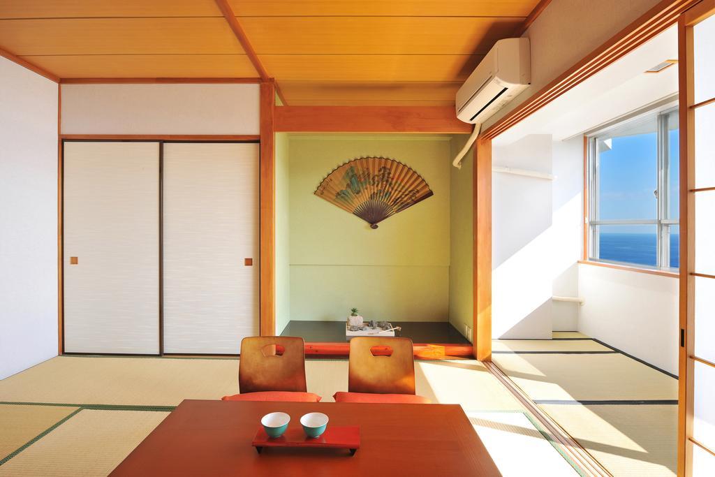 אטאמי Onsen Hostel Hinoemi חדר תמונה