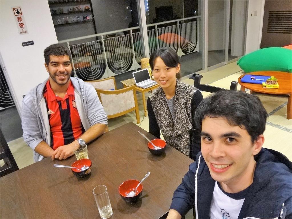 אטאמי Onsen Hostel Hinoemi מראה חיצוני תמונה