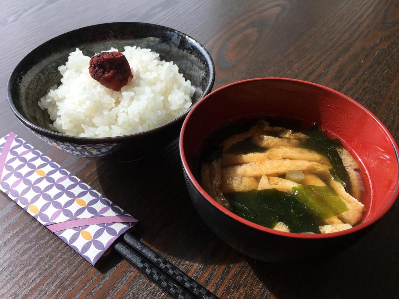 אטאמי Onsen Hostel Hinoemi מראה חיצוני תמונה